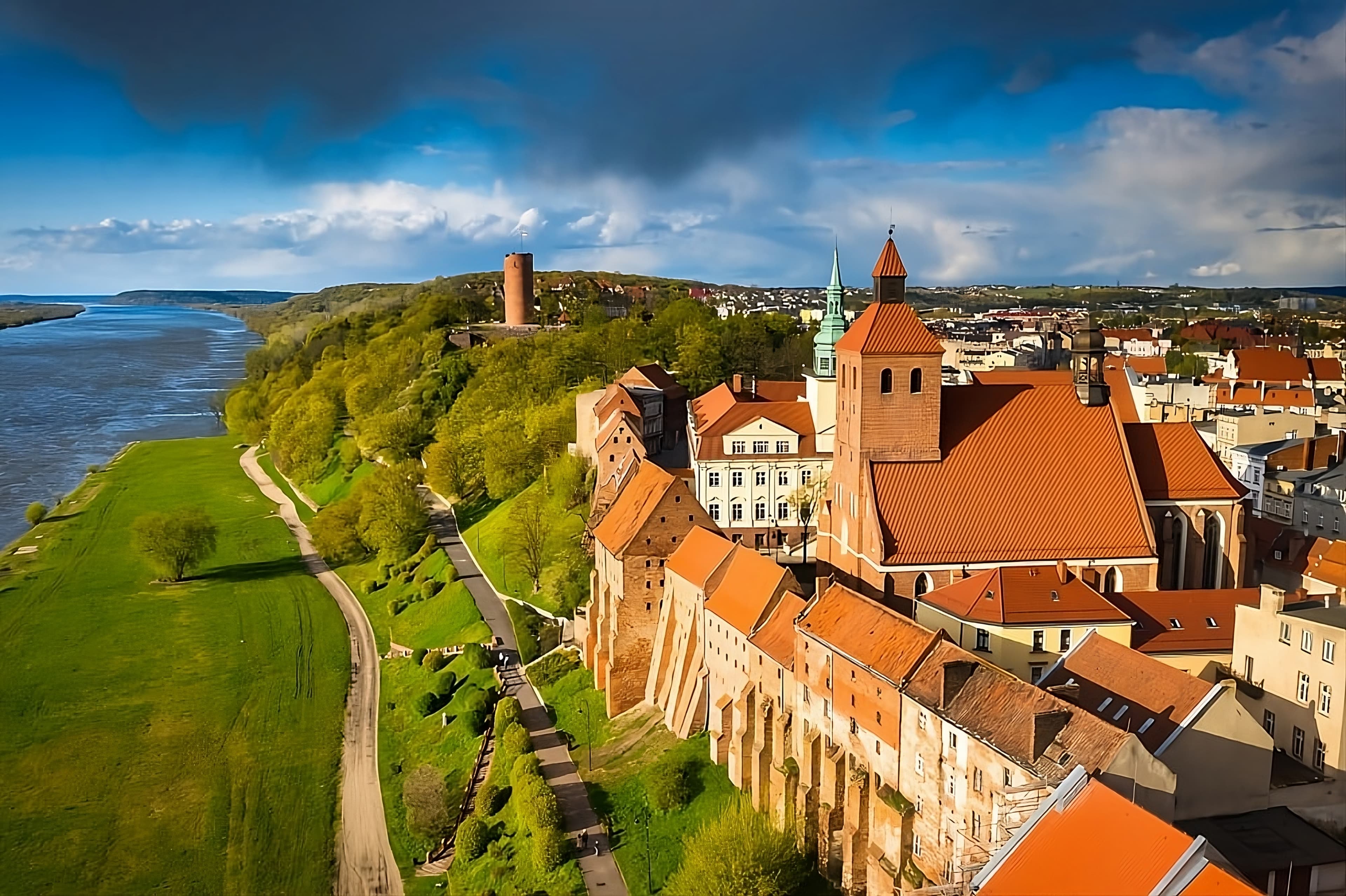 Tło przedstawiające miasto Grudziądz